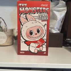 Authentic monsters Vinyl Face Coca Cola