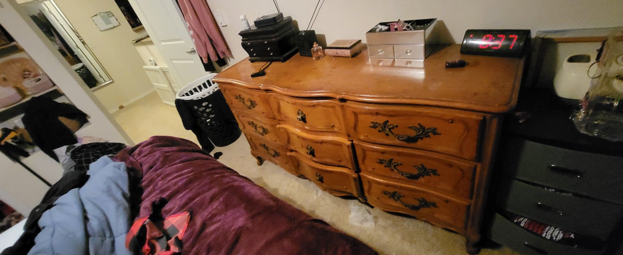 Dresser