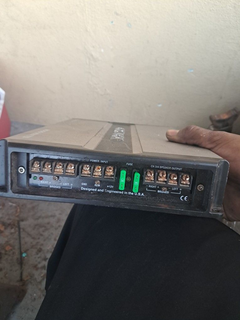 crunch 4 channel 2000 watt 4 channel amplifier