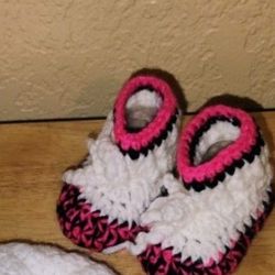 0-3 Months Crocheted Booties