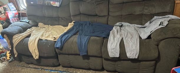 Boys  outfits that have not been worn