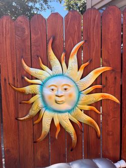 Large Metal Sun Wall Art Decor - 23.6 inches Outdoor Wall Decor,Sun Face Sculpture for Garden Farmhouse Yard Patio Fence