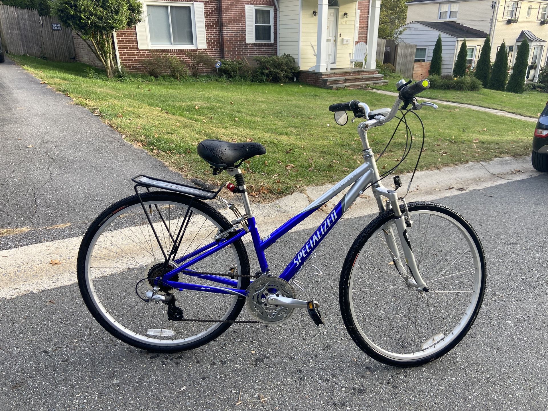 🚴♂️ Specialized Crossroads Hybrid Bike – Great Condition!