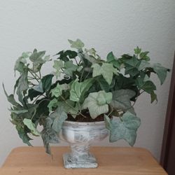 Home Decor Item 