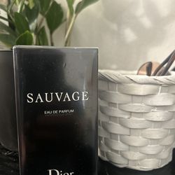 Dior- Sauvage Cologne 