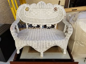 Wicker Victorian doll or bear sofa