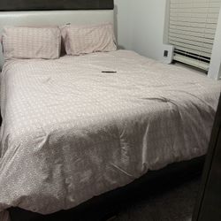 Queen Size bed frame For Sale 