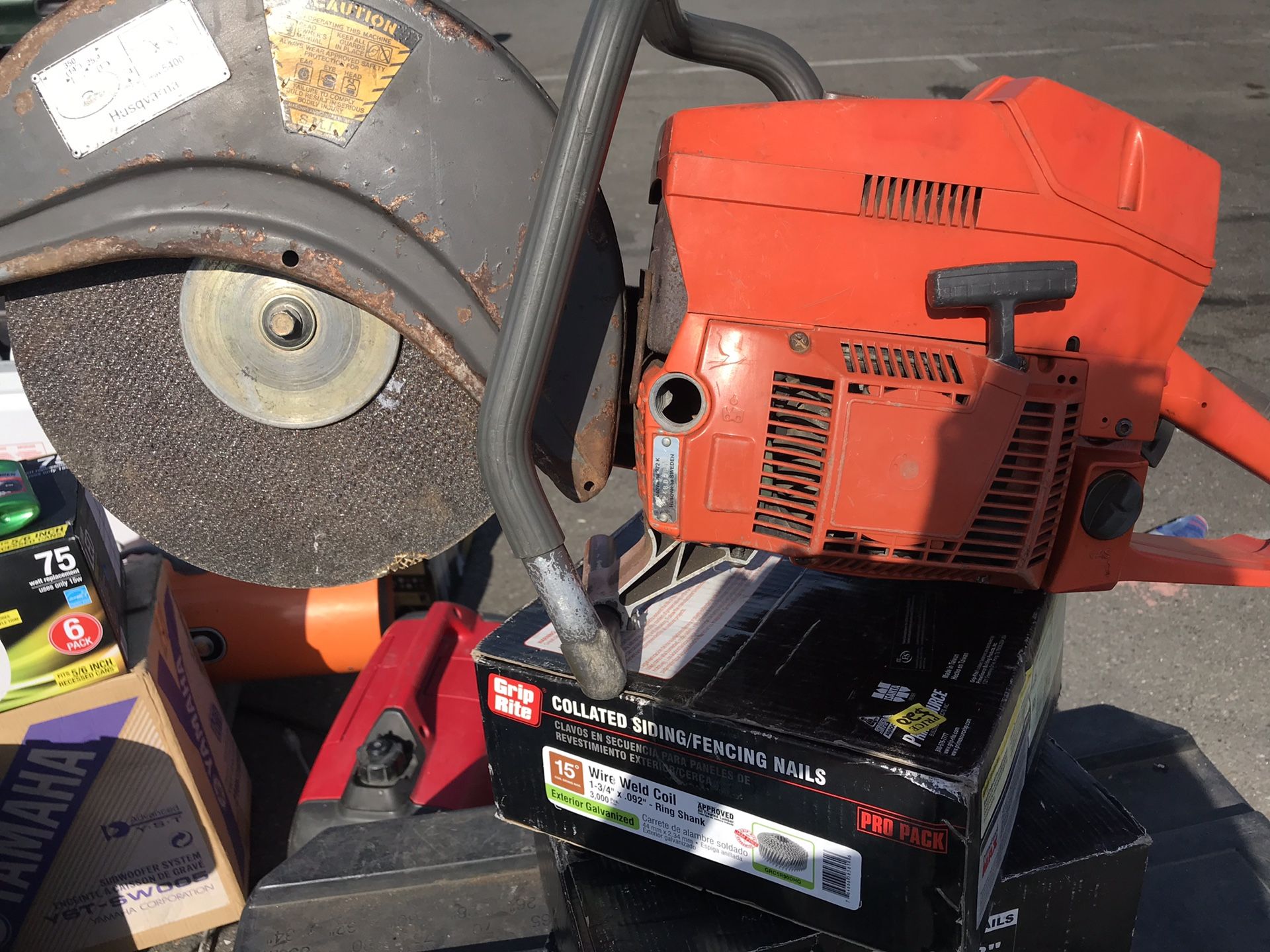 Husqvarna 272K concrete chop saw