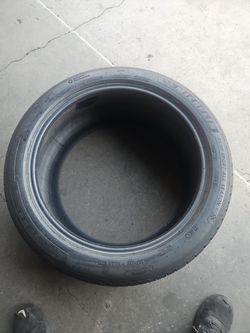 295/40/21 Michelin tire 295 40 21