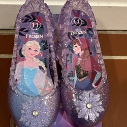 Frozen Lights Up Shoes (size 11)