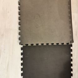 Protective interlocking gym floor mats new
