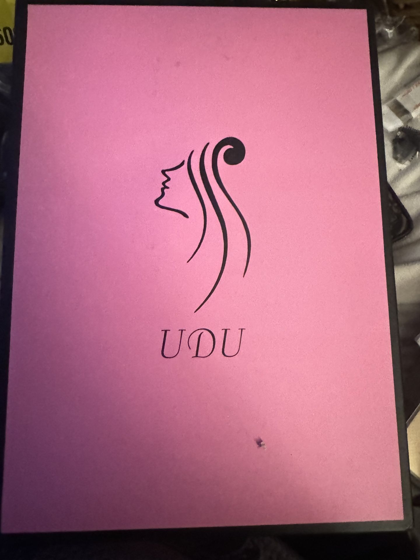 Udu Curly Black Wig