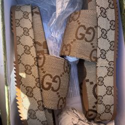 Gucci Slides 