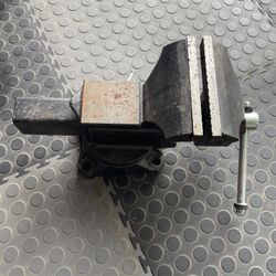 Craftsman 6-In Bench Vise