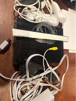 Nintendo Wii with controllers,cables