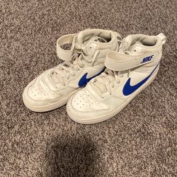 Youth Nikes