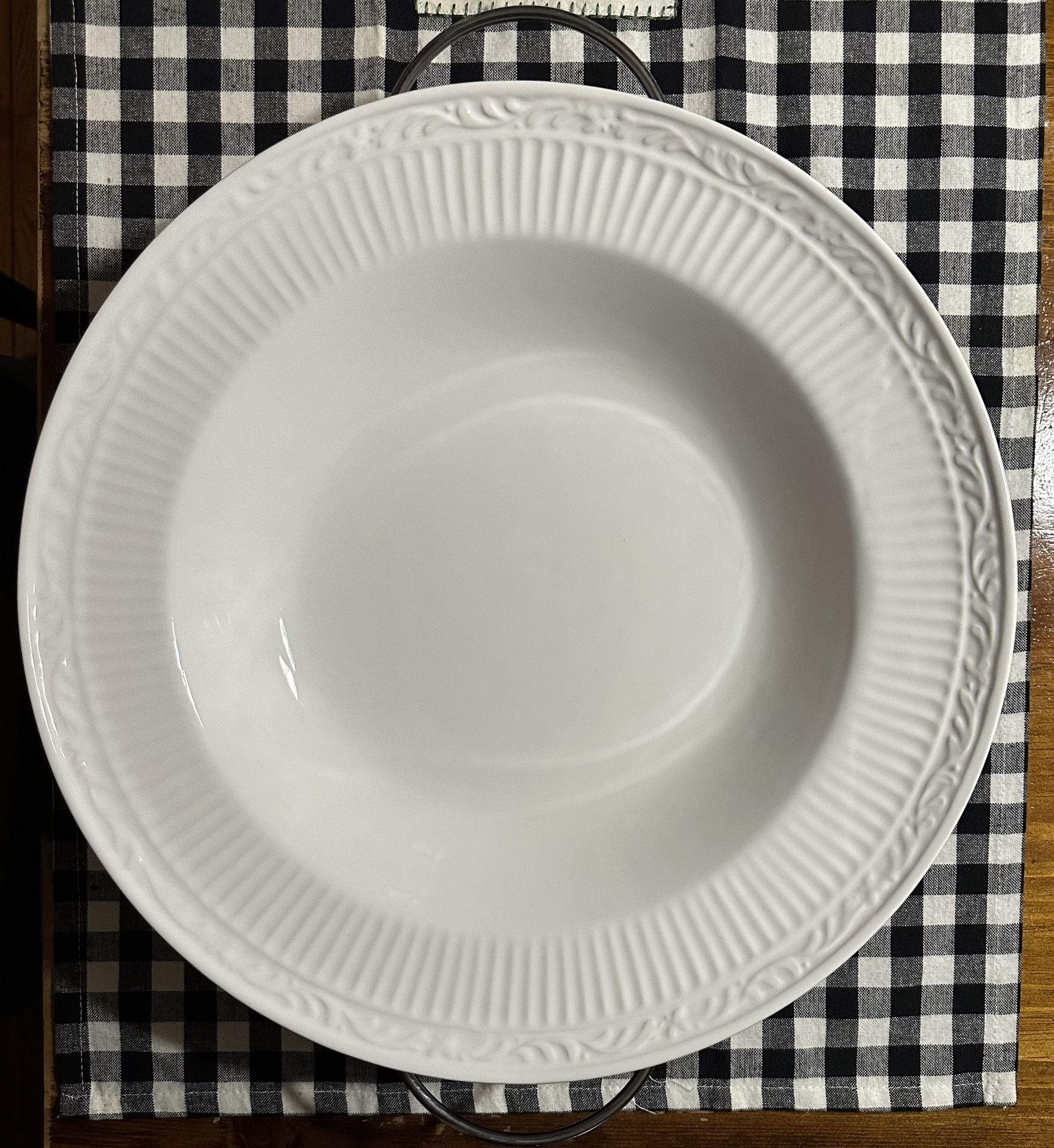 Serving dish