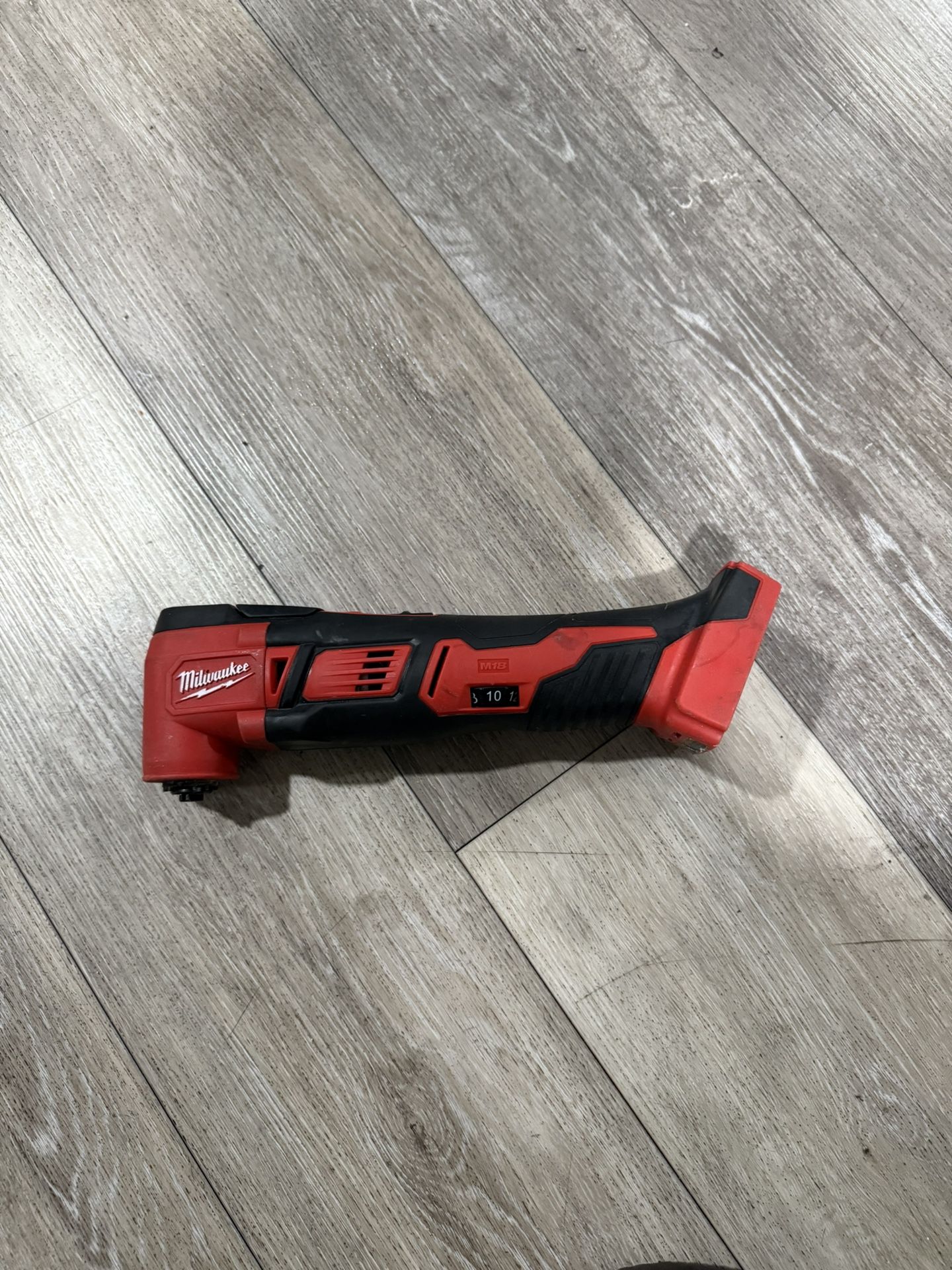 Milwaukee Multitool M18