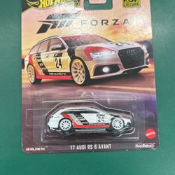 17 Audi Rs 6 Avant Forza 