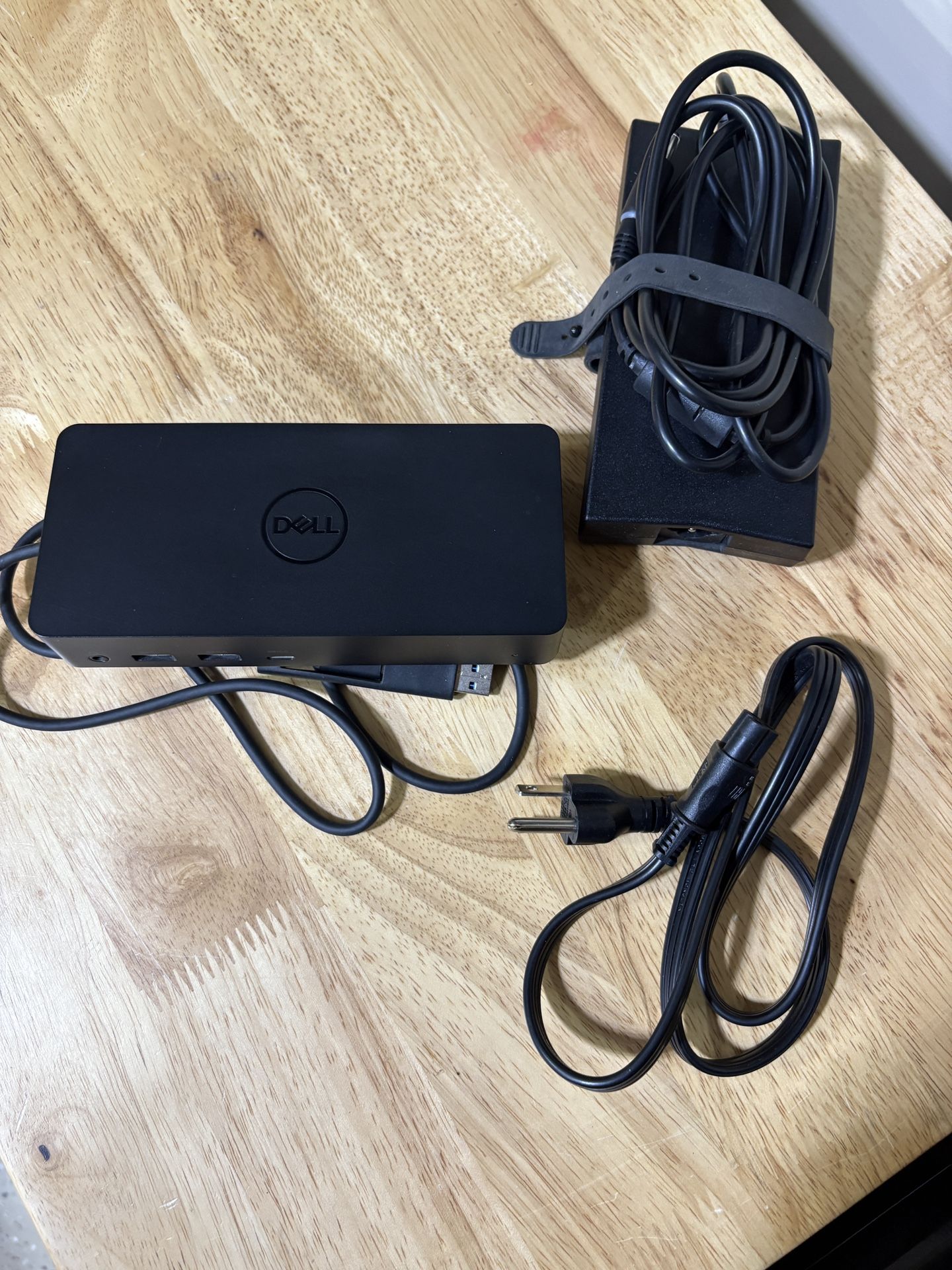 Docking Station D6000