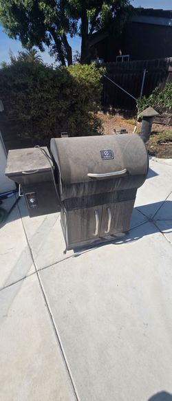 Free Z Grills Pellet Smoker