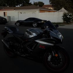 Only 1200 Miles 2018 GSXR 600
