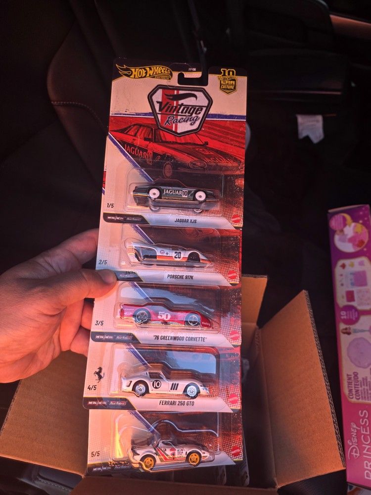 Hotwheels Vintage Racing Premium Set 2026