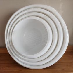 Rubbermaid Set Of 4 White Spout Nesting Mixing Bowls/Unused for Sale in  Germantown, MD - OfferUp