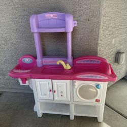 Step 2 Laundry And Baby Play Center