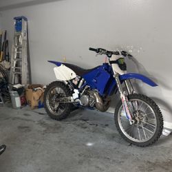 Yz250
