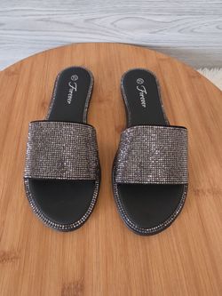 Forever Rhinestone Slide Sandals Size 7.5