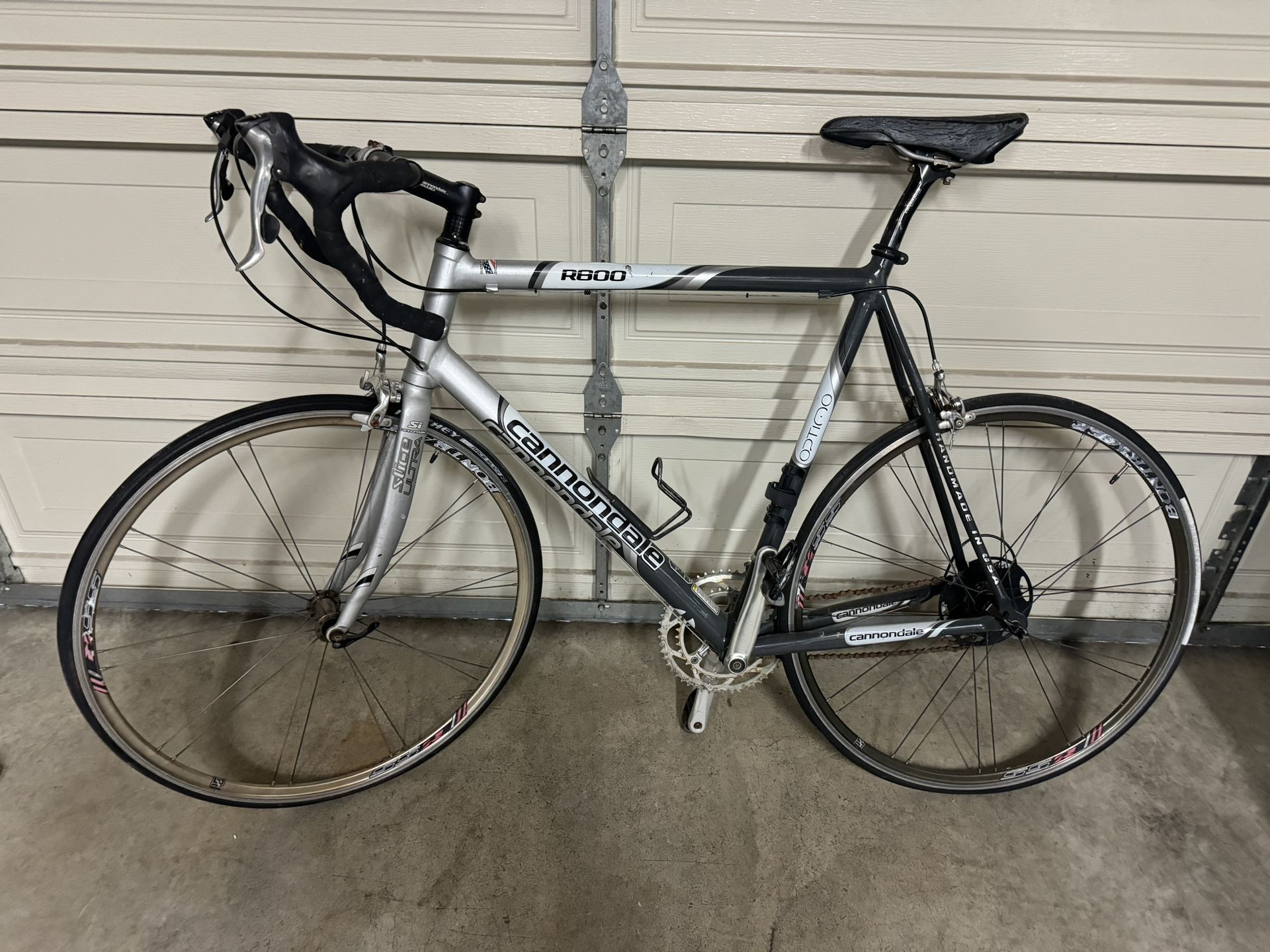 Cannondale R800 Bicycle Bike