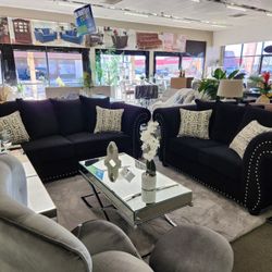 SALE!!! Sofa & Loveseat / Made In The USA/ Available In Different Colors & Materials 