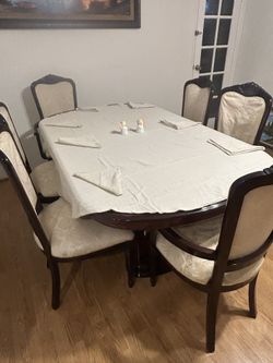 Beautiful Handcrafted Wooden Dining Table And Chairs