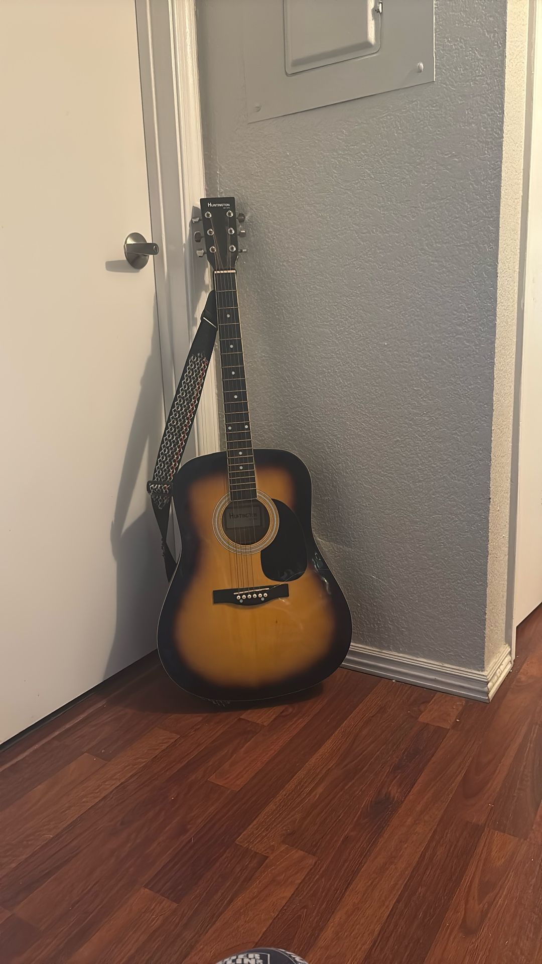 Guitar (Huntington)