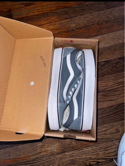 Vans old Skool brand new size 6.5 women’s brand new never box