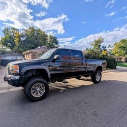 2003 GMC Sierra 2500 HD SLT crew cab long bed 109k miles 