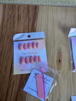 Press on nails size Medium