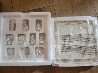 Avon Gift Collection Cherub Tic Tac Toe