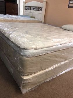 MATTRESS AND BOX SPRING - NEW ROYAL MEMORY FOAM- FULL SIZE