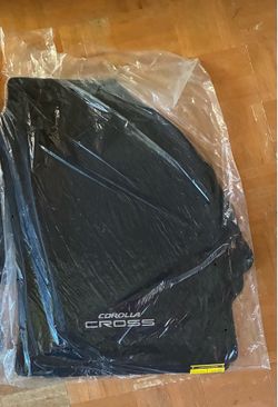 Toyota Cross new set mats , year model 2024 OEM