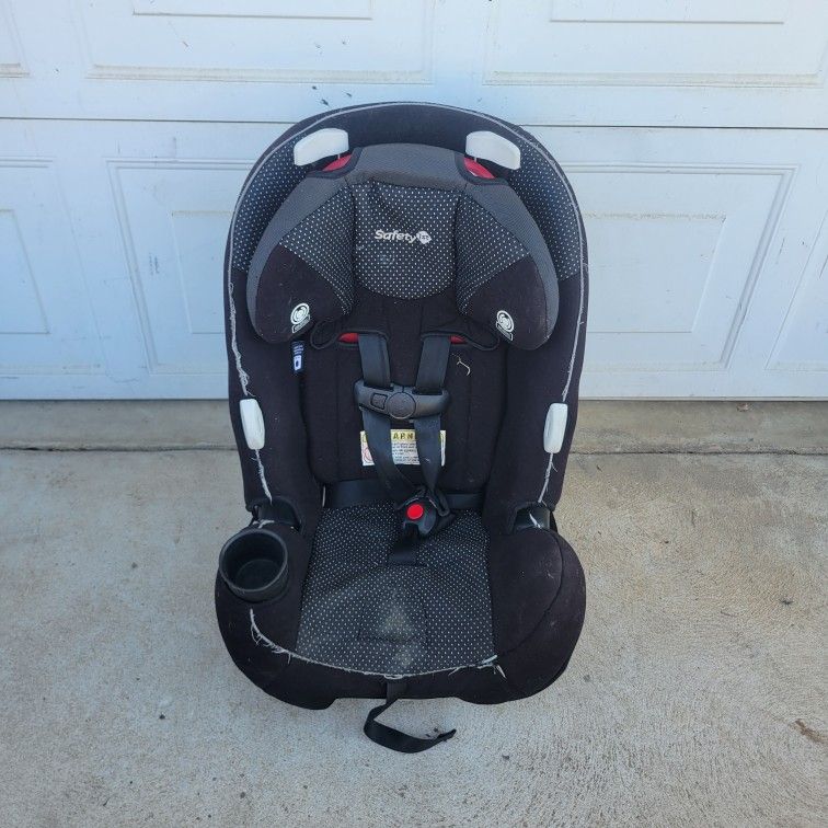 Safety 1st Convertible car seat 