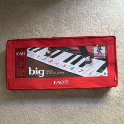 FAO Schwarz Big Piano