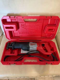 MILWAUKEE Corded Reciprocating Saw