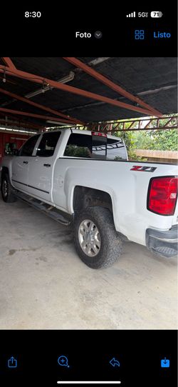 Silverado, 2015, Z 71 motor 60 200 millas HD 2500