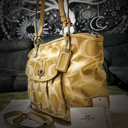 Vintage Coach Tote Bag Shoulder Bag Beige Color New Without Tags 