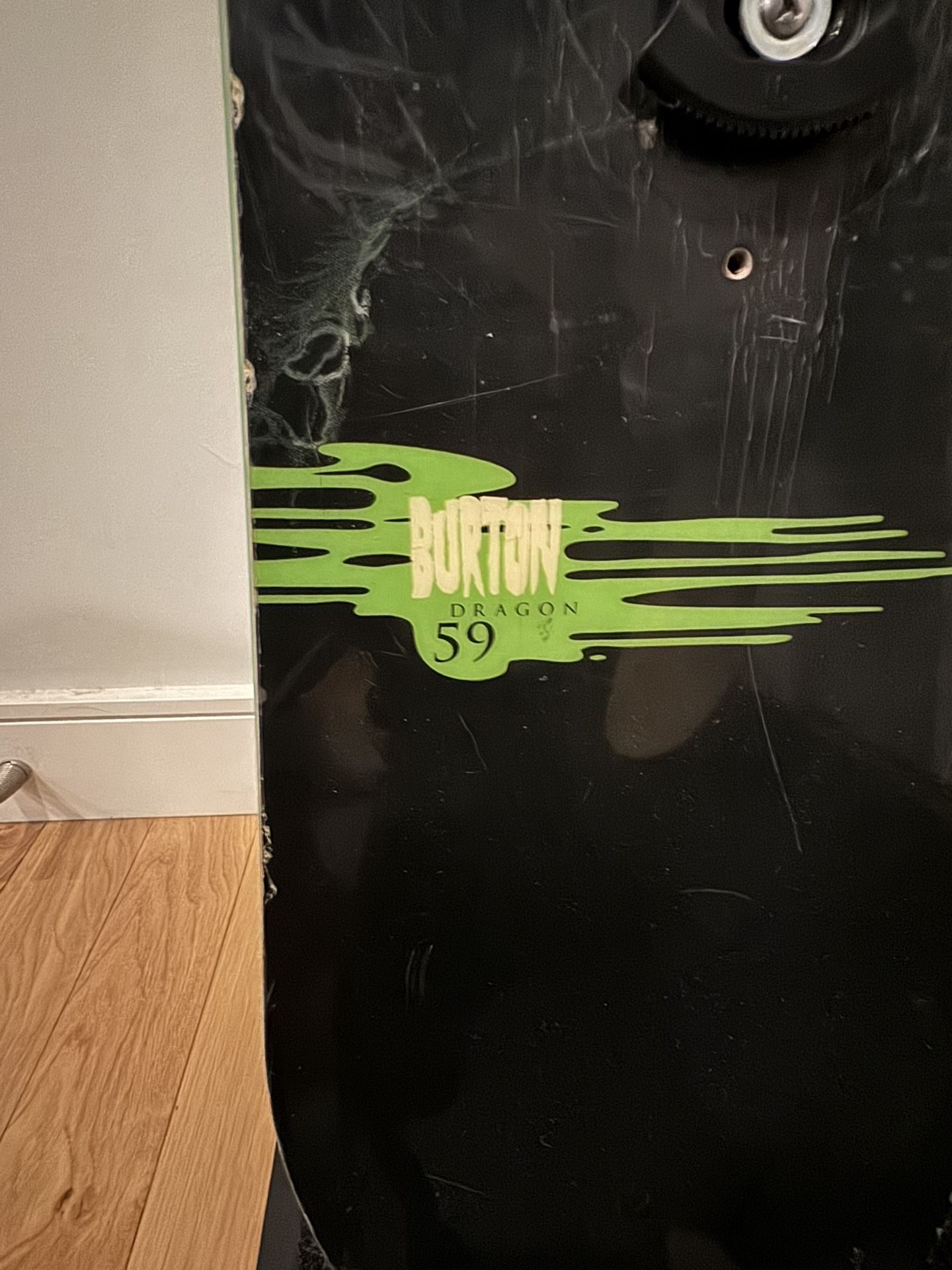 159 burton dragon snowboard for Sale in Los Angeles, CA - OfferUp