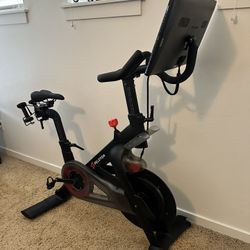 Peloton Bike