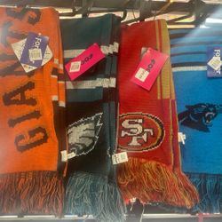 NFL Scarf /beannie Limited Stock On Hand, Jaguars, Eagles, Giants, Dodgers, Vikings, Niners, Seahawks, Lakers, Buffalo Bills,