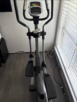 Elliptical exercise machine